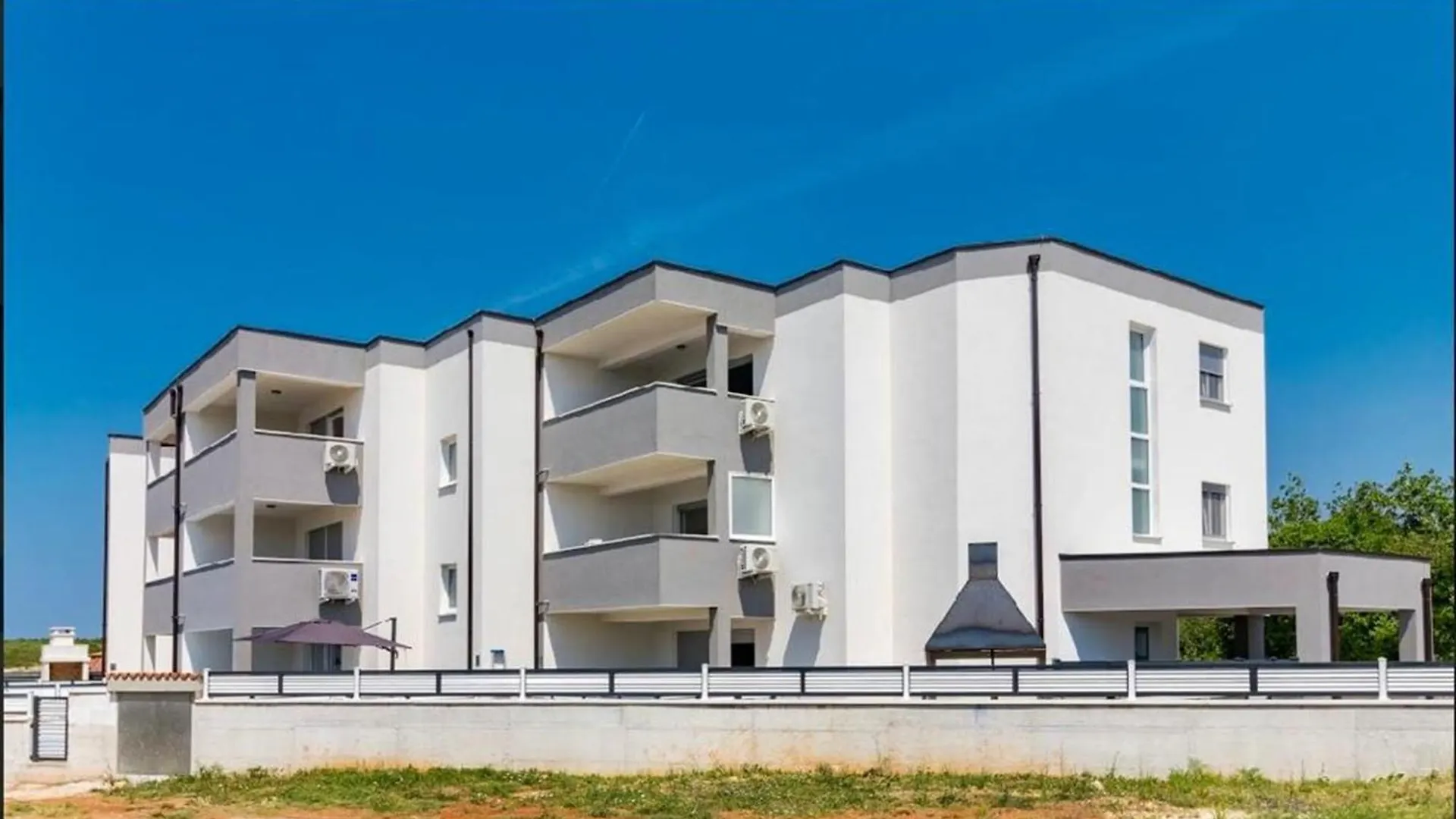 Pool Apartment Sax Medulin Croatia