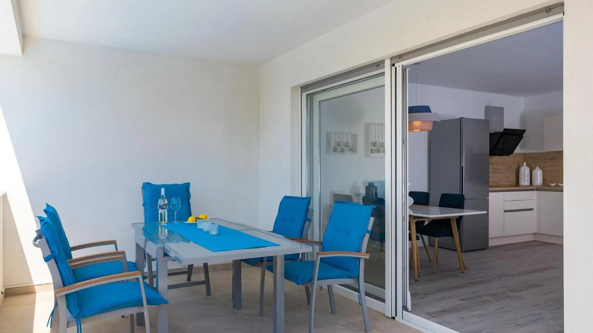 Pool Apartment Sax Medulin 0*,